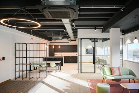 Elder House, Milton Keynes, Office To Let - DSC_2253.jpg