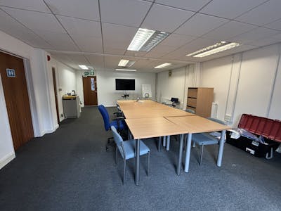 Unit 4 St. Georges Business Centre, Portsmouth, Business Park / Office To Let - IMG_2797.jpg