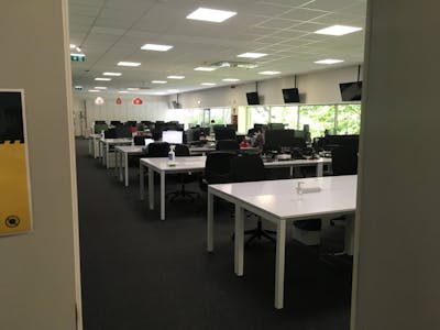 Carnaxide Armazém e Escritórios 4.200 m2, Rua das Quintinhas, 1, Carnaxide, Industrial / Logistics / Warehouse To Let / For Sale - IMG_6390.jpg