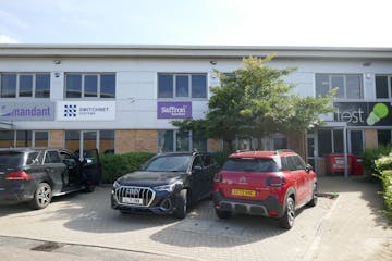 Unit 3 RO24, Harlow, Offices To Let - P1050814.JPG