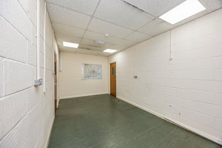 Unit 2, The Cyril Richings Business Centre, Shoreham-by-Sea, Industrial / Warehouse For Sale - Cyril Richings Buisness Centre, Unit 2-002.JPG