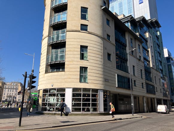 Unit 4, Broad Quay, Bristol To Let - IMG_3575.JPG