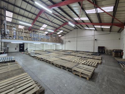 Unit 8d, Hazel Grove Stockport, Industrial/Logistics To Let - 20260210_104711.jpg