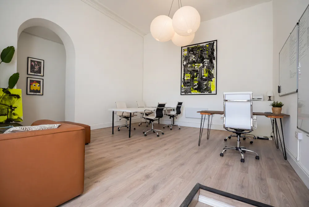 50 Queen Street, Wolverhampton, Office / Retail To Let - 100007.png