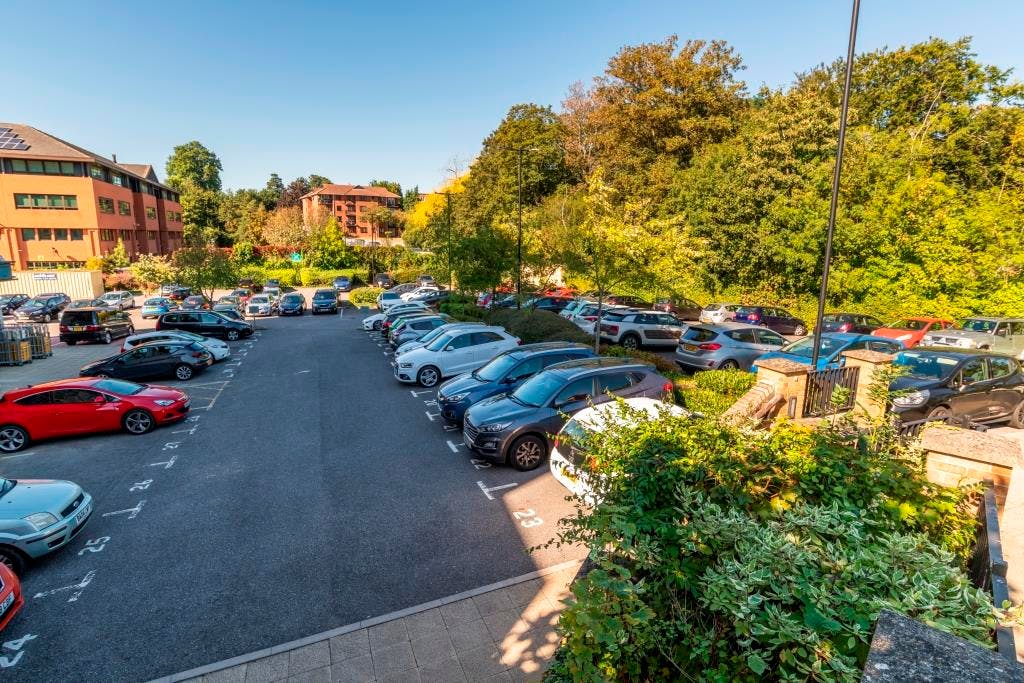 Office in Southampton - photo 3