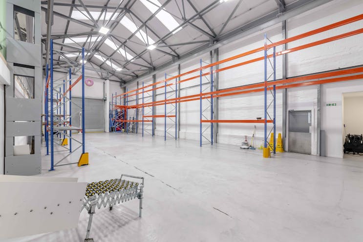 Unit 58 Robert Cort Industrial Estate, Reading, Industrial / Warehouse To Let - Unit 58