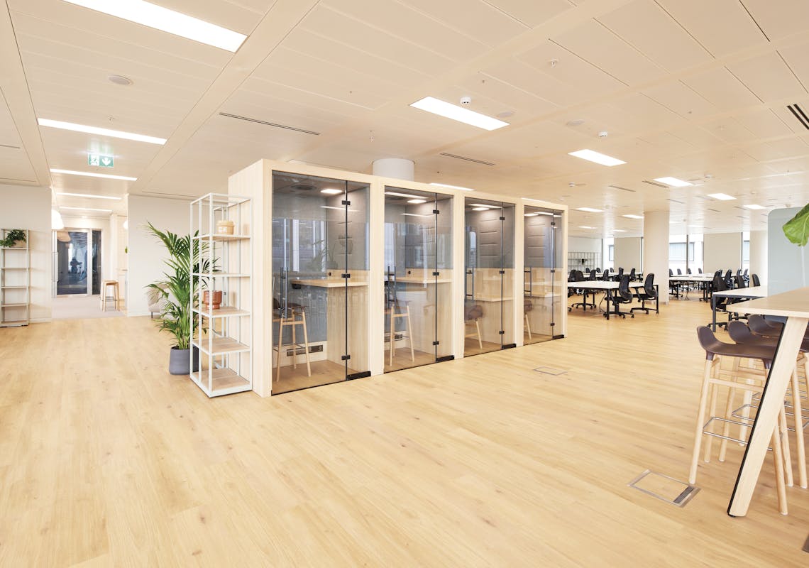 WJB_22UpperGround3954.jpg Twenty Two - Sea Containers, 22 Upper Ground, London, Office / Serviced Office To Let - WJB_22UpperGround3954.jpg