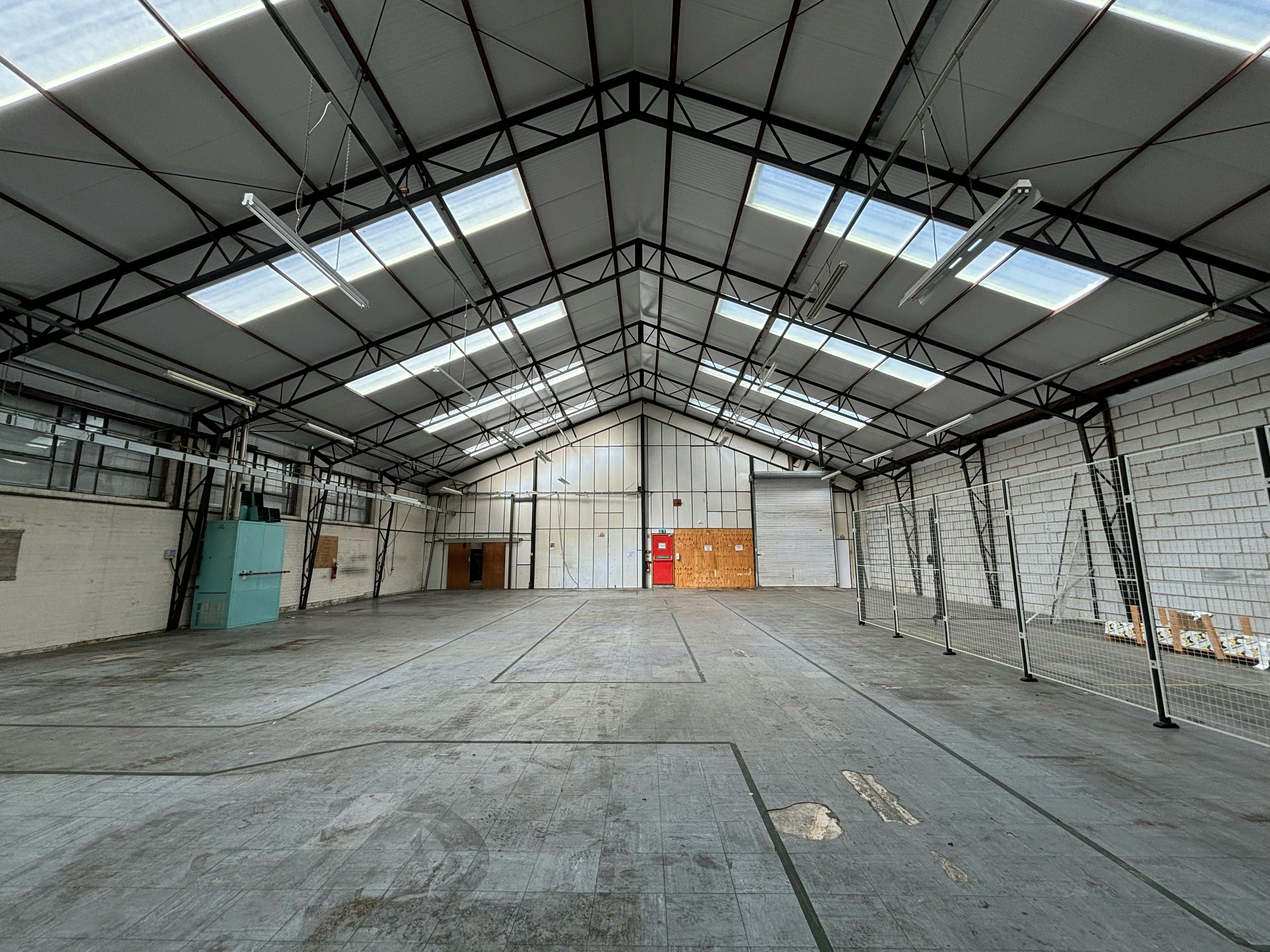 Industrial Unit in Portsmouth - photo 2