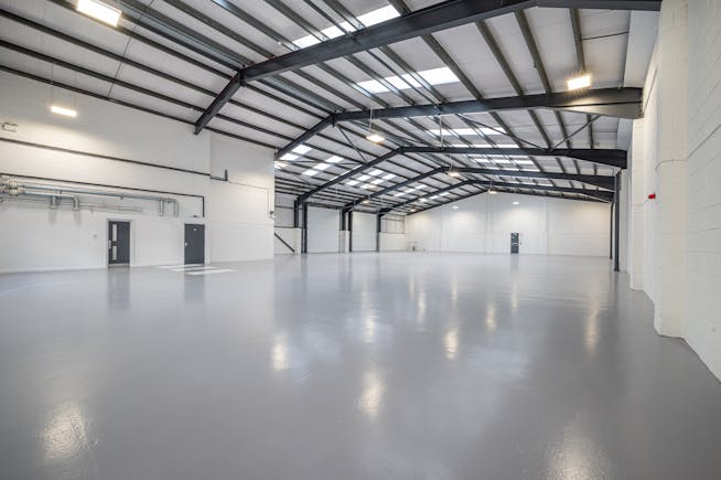 Unit 8, Fairway Trading Estate, Heathrow To Let - UNIT 8 FAIRWAYS HEATHROW_018.jpg