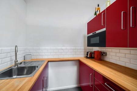 Studio 5 The Hangar, London, Office To Let - 1384079166924ff9818c73.jpg