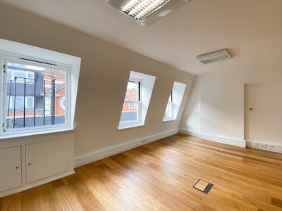 116 Great Portland Street, 4th Floor, London, Office To Let - IMG_6831.jpg