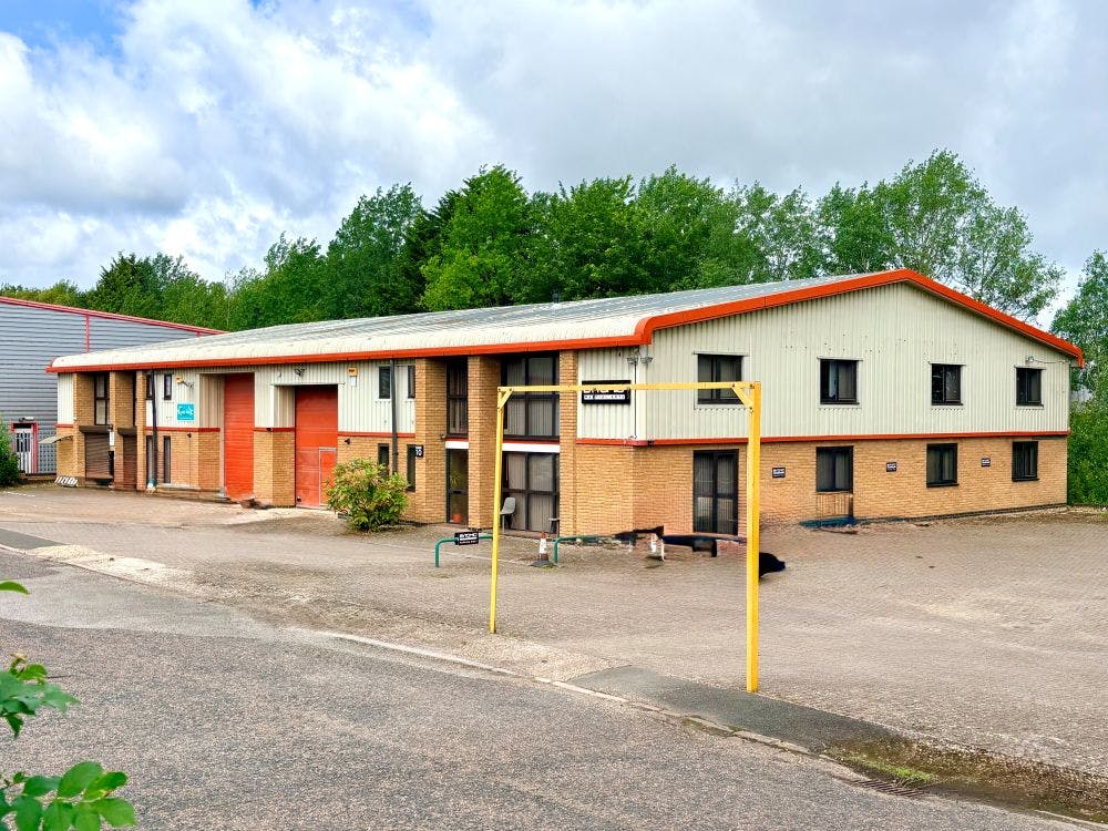 Unit 10 Stirling Business Park, Buckingham, Industrial / Office To Let - IMG_0209.jpg