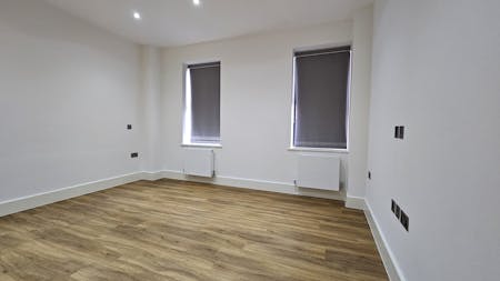 43 Hornsey Park Road, London, Office To Let - 77d7e1cb26a6486d8163f2b8dcf5ba57.jpg