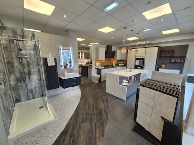 Unit 1B, Stockport, Retail To Let - 20260213_111231.jpg