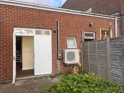 5 St. Martins Street, Wallingford, Class E Retail / Leisure / Retail / High Street Retail / Retail - In Town Lease Assignment - IMG_8339.JPG