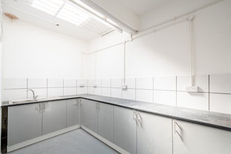 8-10 Ratcliffe Cross Street, London, Industrial To Let - Ratcliffe Cross St 810  Low Res 13.jpg