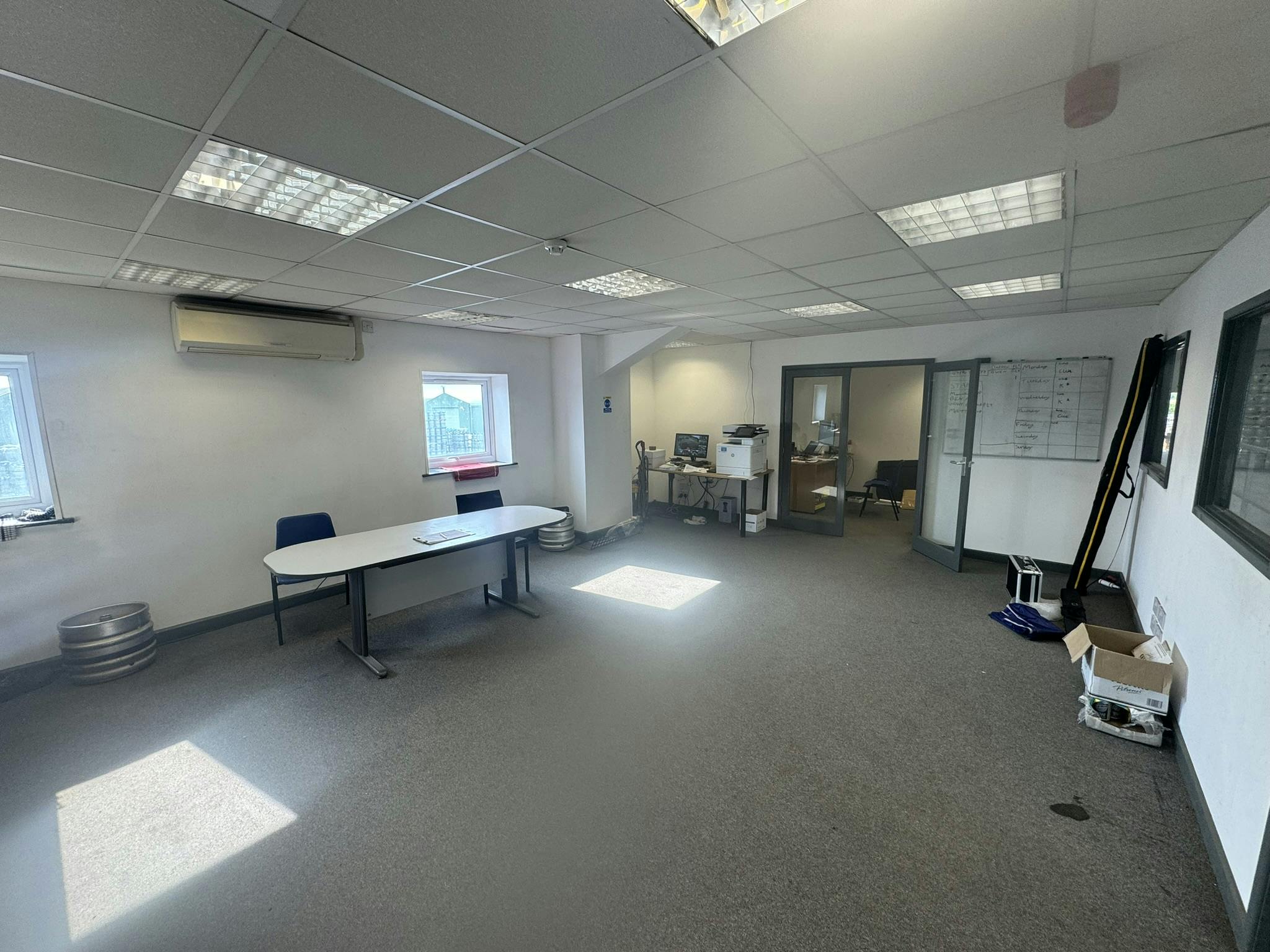 Unit 3B, Roseland Business Park, Newark, Distribution Warehouse To Let - IMG_3459.JPEG