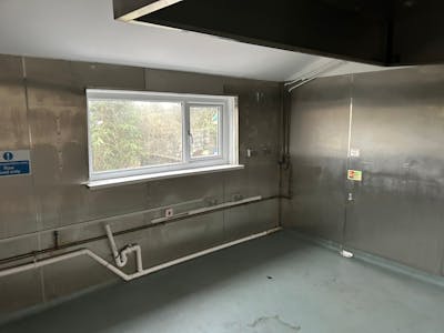 55 High Street, Swansea, Retail To Let - Kitchen.jpg