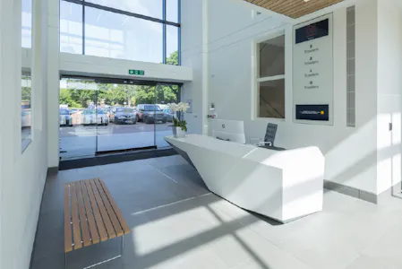 61-63 London Road, Redhill, Office To Let - Reception 2.PNG