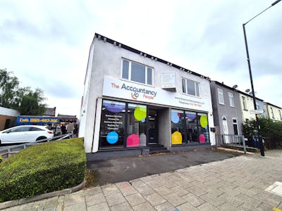 386 Buxton Road, Stockport, Office / Retail To Let - 20250717_124150.jpg