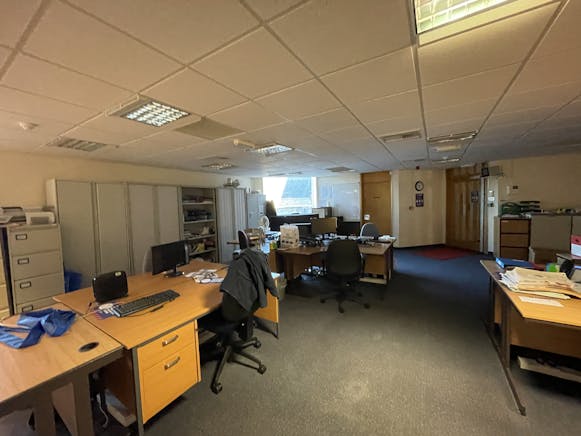 Second Floor Office, 5 South St. Johns Place, Perth, Offices To Let - IMG_1969.JPG