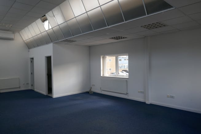 Circle Line House, Harlow, Offices To Let - P1060753.JPG