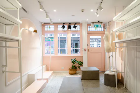 Ground floor, 110 Shoreditch High Street, London, Leisure / Office / Retail To Let - Shoreditch High St 110 NEW - 5.jpg