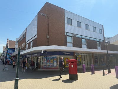 27 Church Road, Burgess Hill, Retail To Let - IMG_0182.jpeg