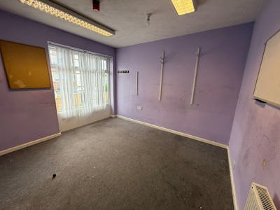 12 Oakhurst Road, Southend-On-Sea, Office To Let - IMG20250812WA0007.jpg
