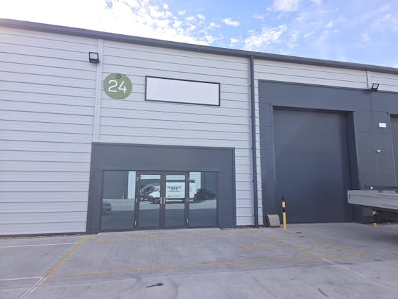 Unit 24, Roscommon Way, Canvey Island, Industrial To Let - WhatsApp Image 2026-04-14 at 16.53.13.jpeg