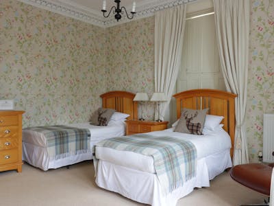 Allerton House, Jedburgh, Hotel/guest house For Sale - Twin bedroom resized.jpg