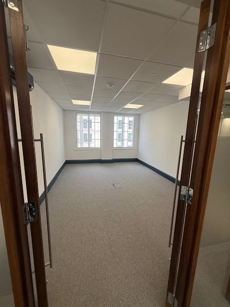 32 St. James's Street, London, Office To Let - IMG_1778.jpg
