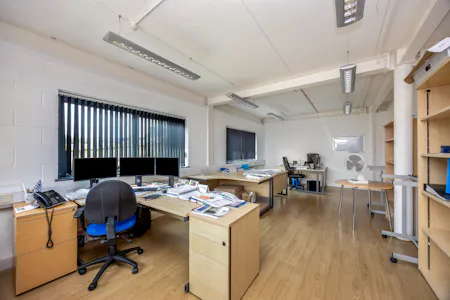 BLB House, Unit 15 Hunns Mere Way, Brighton, Business Park / Business Units / E (Commercial / Business / Service) / Flex Office / Office / Serviced Office To Let - Hunns Mere Way, BLB House Unit 15-003.JPG