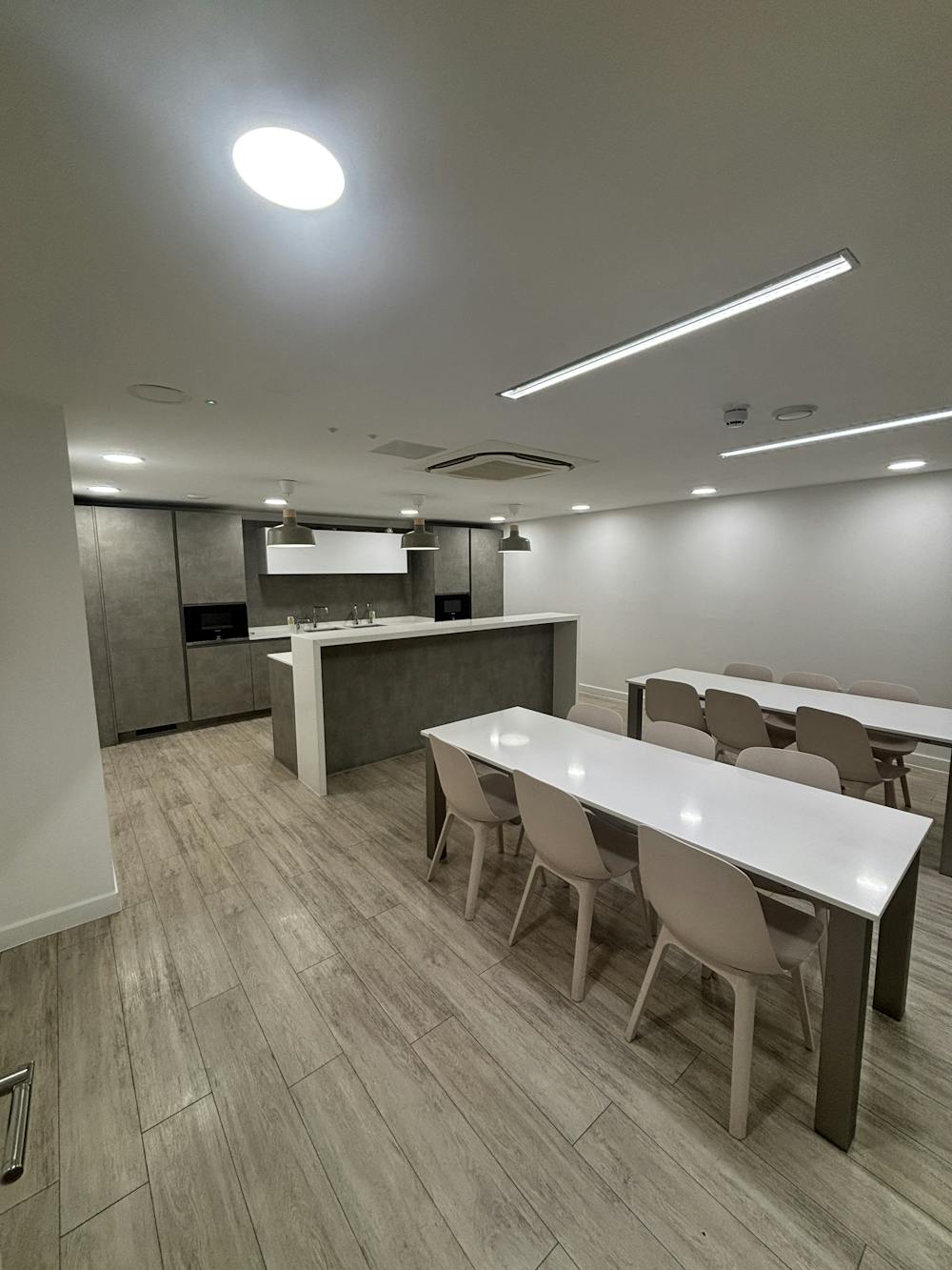 Whitehall Waterfront, Leeds, Office To Let - IMG_3124.jpeg