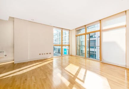 Friend Street, London, Residential Flat To Let - Living Room