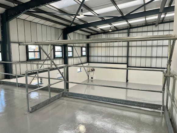 Unit 8 Airlinks Industrial Estate, Heston, Heathrow To Let - Warehouse 11.jpg