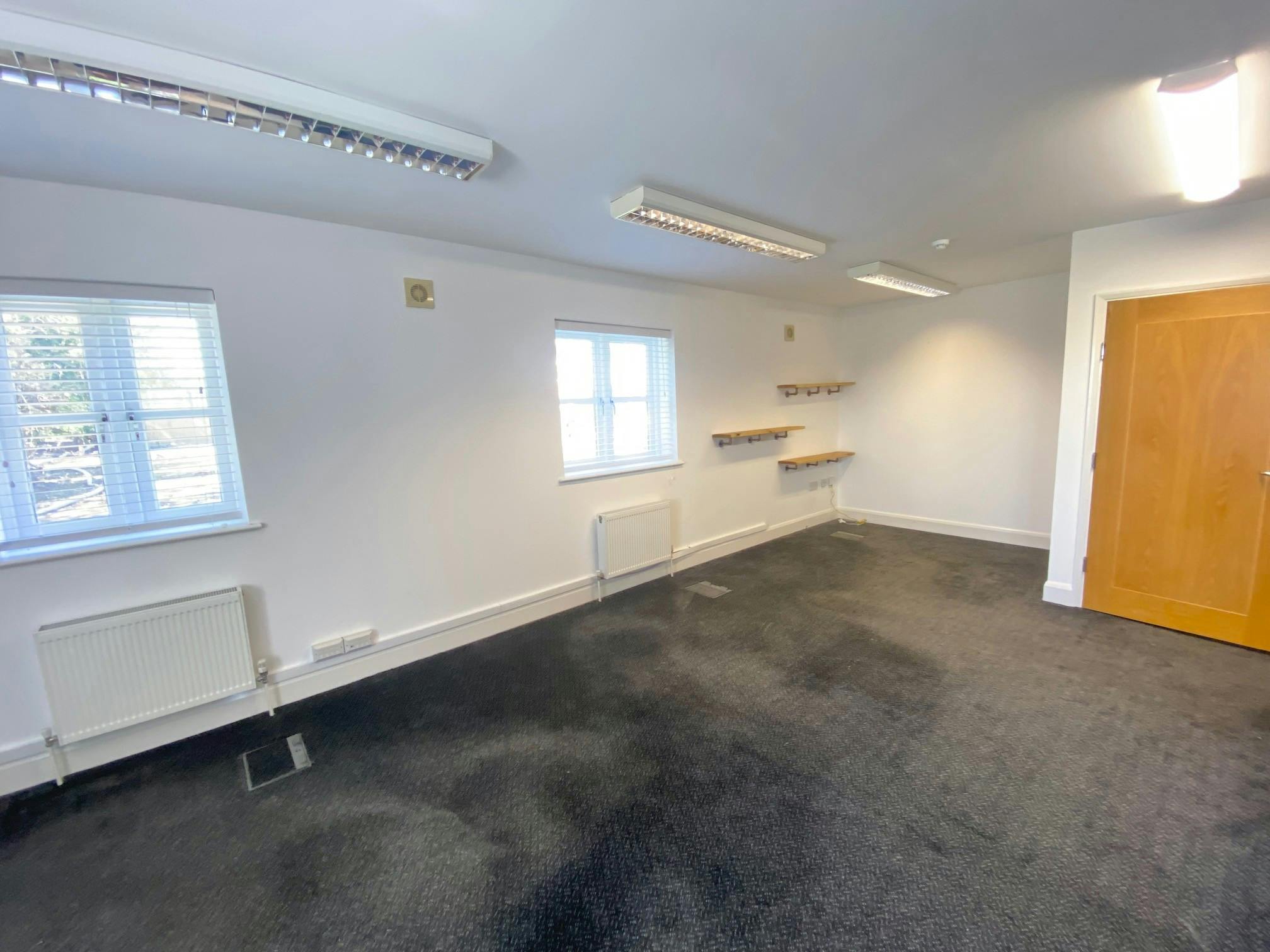 Chequers Barn, Edenbridge, Offices To Let - suite 3 a.jpg