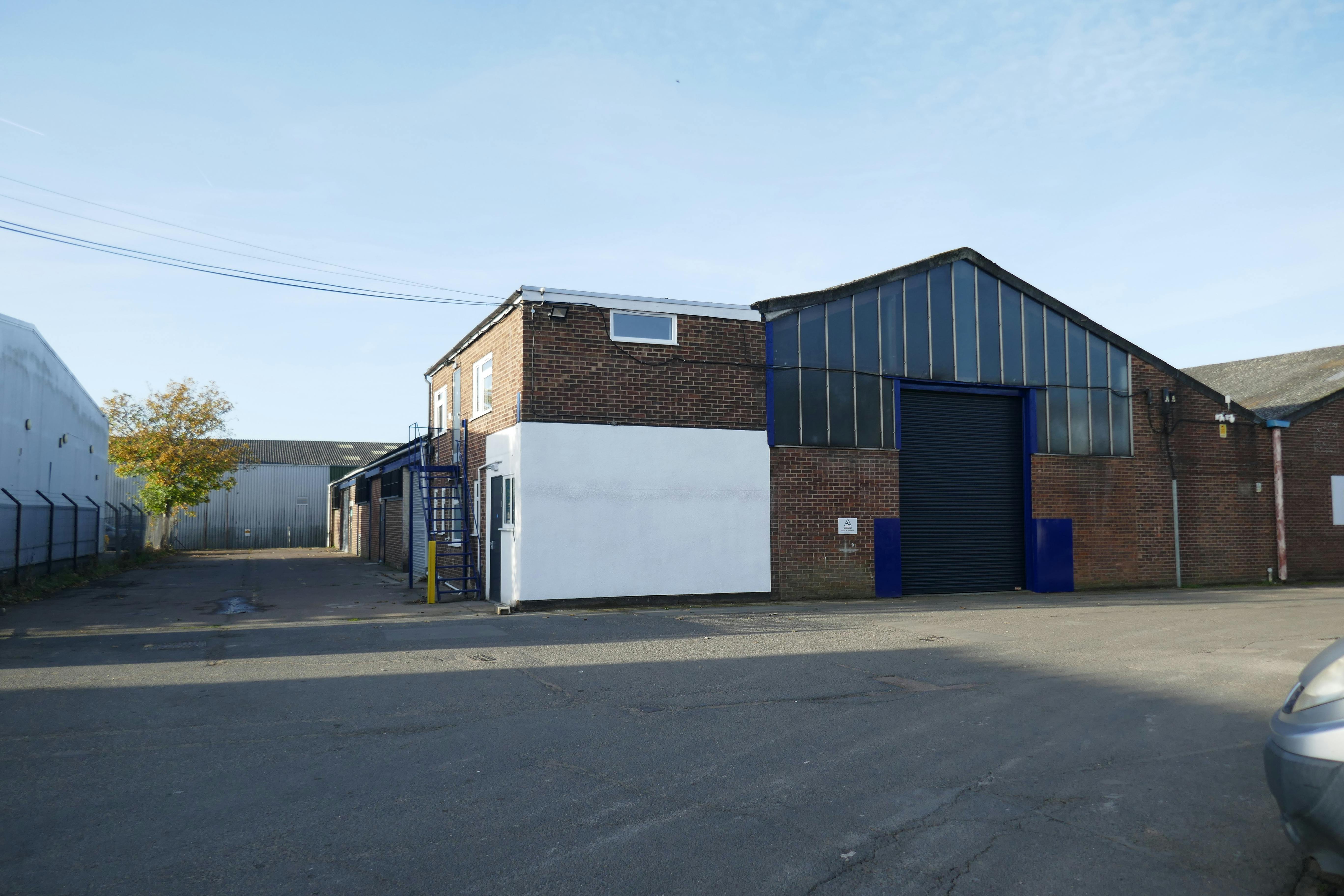 Unit 2 Birchanger Industrial Estate, Stansted Road, Bishop's Stortford, Industrial To Let - P1030850.JPG