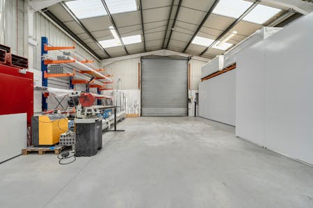 Unit 7, Brackley Industrial Estate, Brackley, Industrial/Logistics To Let - 1439624-10-69d7c42dbf4fc.jpg
