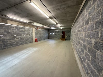 14A  & 19A Market Place, Burgess Hill, Light Industrial / Office To Let - IMG_0917.jpg