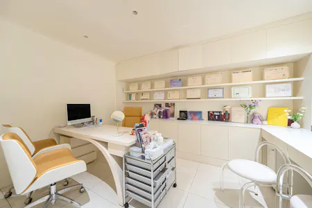 56 Maida Vale, London, Class E Retail / Leisure / Leisure / Office / Wellbeing To Let - 439a8168562d77b4f7334ece4e779306-1433197-17-69c69818c0d0c.jpg