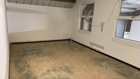 23 Parkside Centre, Southend-on-Sea, Industrial To Let - inside 3.jpg