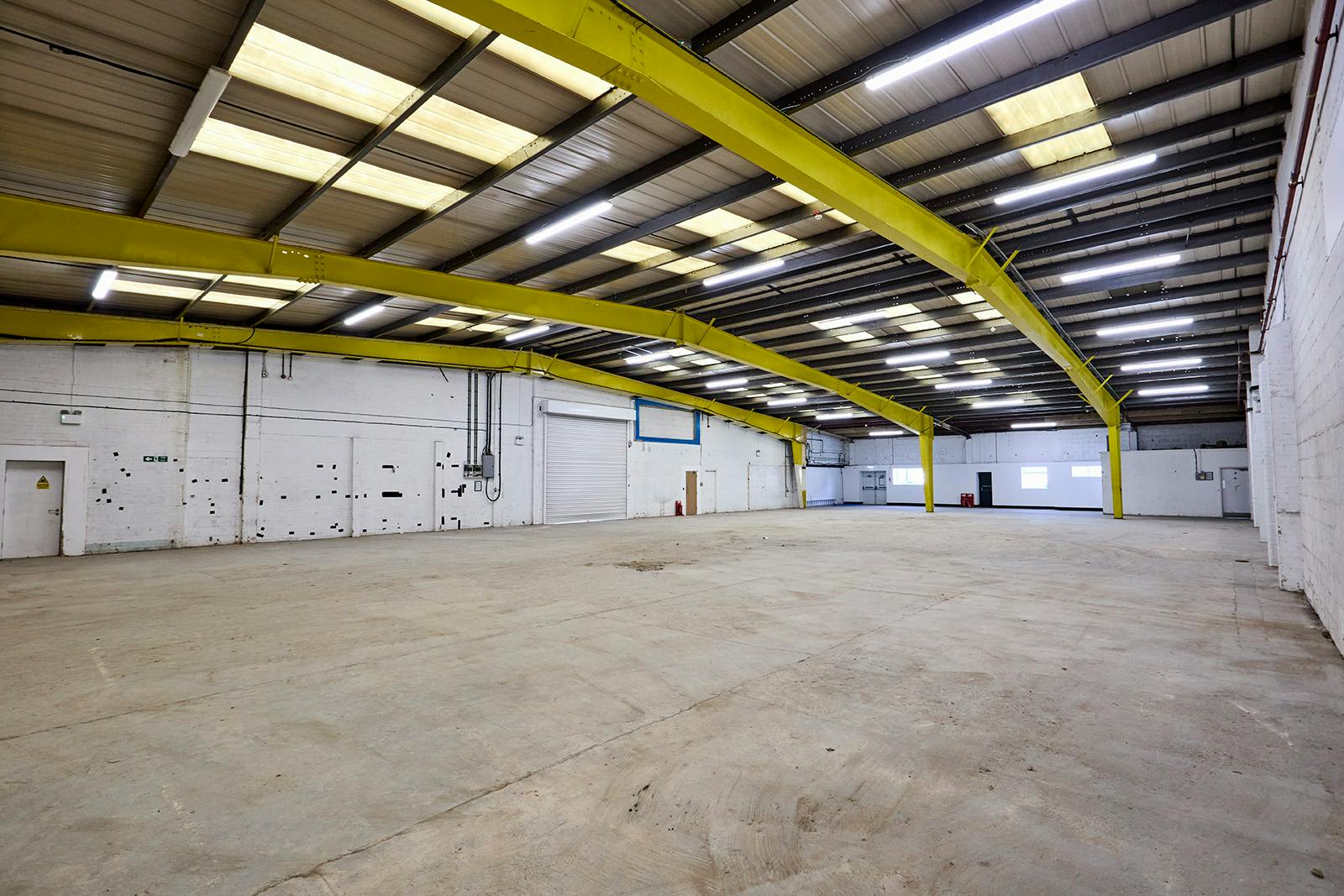 Unit 2 Greenbridge Centre, Greenbridge Road, Swindon, Industrial To Let - TH4AAF~1.JPG
