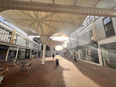 The Willows, Wickord, Retail To Let - IMG_0394.JPG