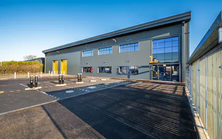 Unit 1B, Watchmoor Point, Camberley, Industrial/Logistics To Let - UNIT 1B WATCHMOOR POINT CAMBERLEY_012.jpg