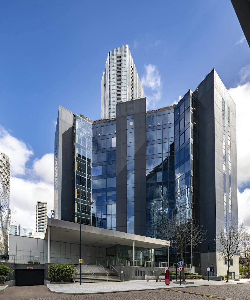 3 Harbour Exchange Square, London, Land & Buildings / Offices To Let / For Sale - HX_043.jpg