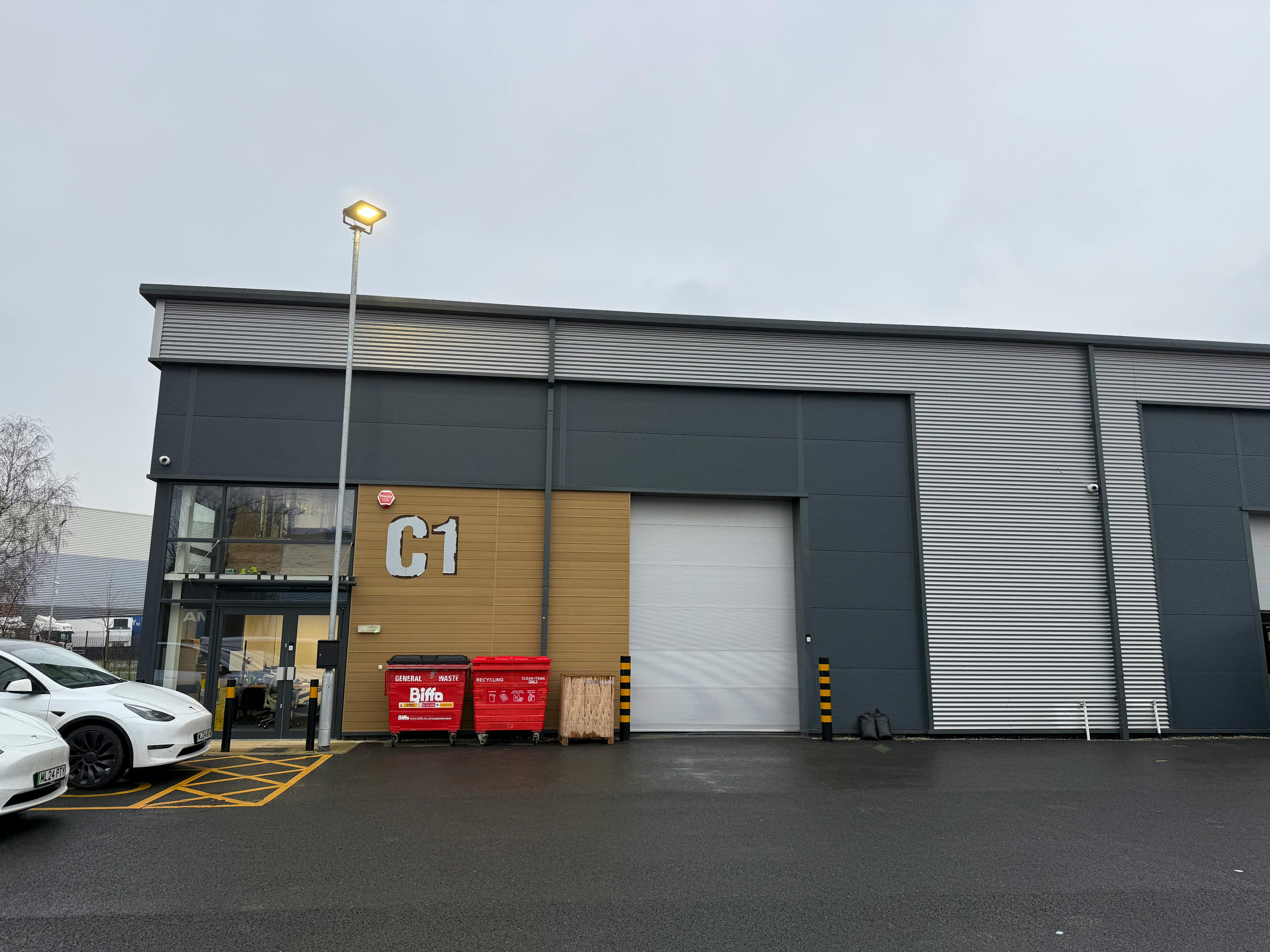 Unit C1, Knottingley