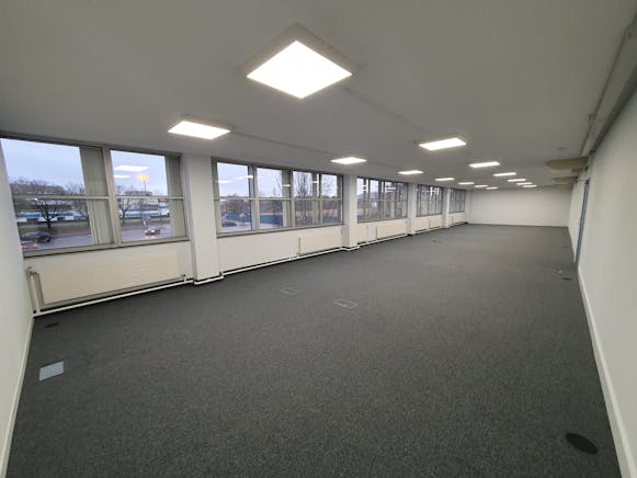 Suite 1F, Westmead House, Farnborough, Offices To Let - 1 F.jpg