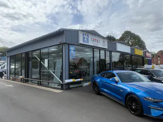 Showroom and garage facility, Kennedy Drive, Eldene,, Swindon, Industrial To Let / For Sale - 37.jpg