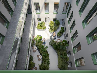 Révay 10, Révay 10 Office Building, Budapest, Office To Let - 484_Revay_Palota_INTERIOR_CAM08_DAY_NOplants.jpg